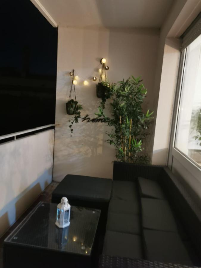 Frisch Sanierte Ferienwohnung 2 Min Vom Suedstrand - Balkon - Pay Tv Wilhelmshaven Exterior foto